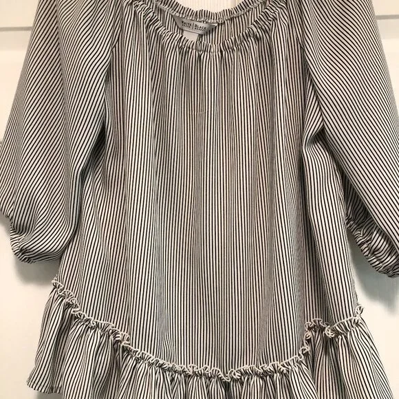 White House Black Market Women's Top size Medium - Picture 2 of 5